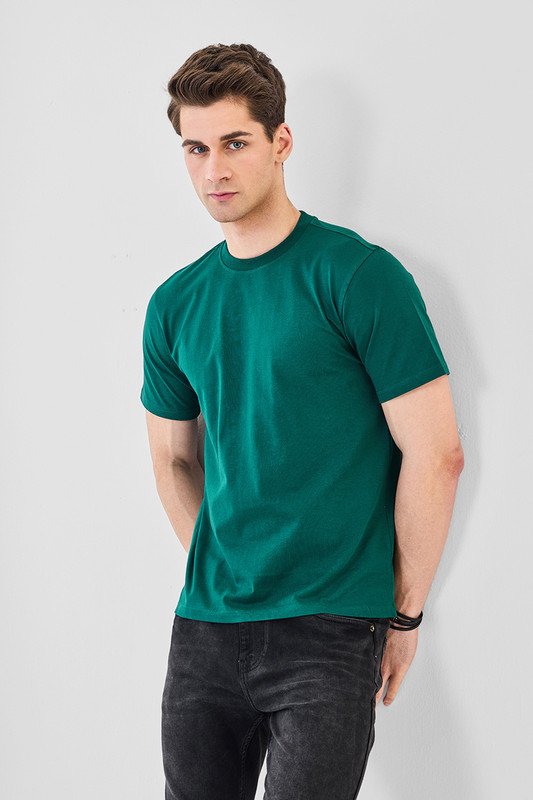 Snitch Solid Men Crew Neck Dark Green T-Shirt