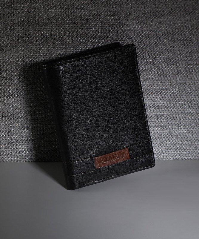 Allen Solly Men Black Genuine Leather Wallet(5 Card Slots)