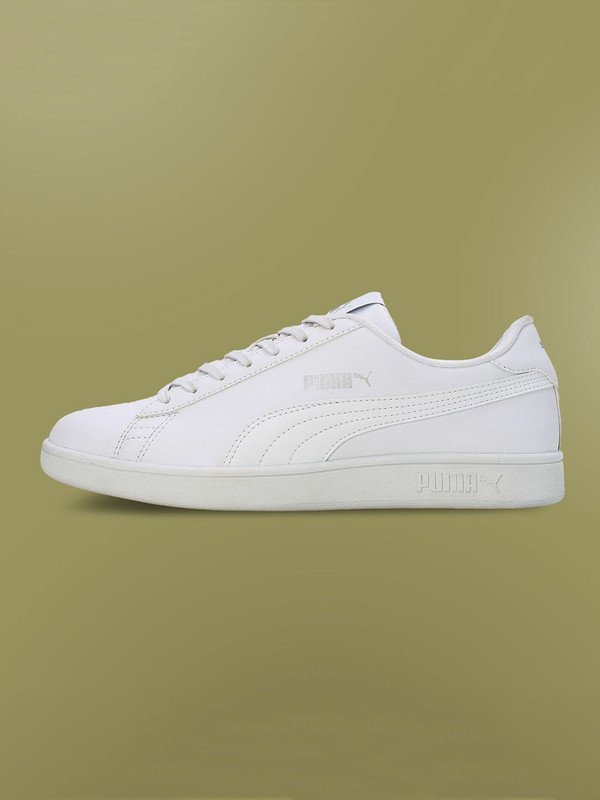 PUMA Smashic Sneakers For Men(White , 7)