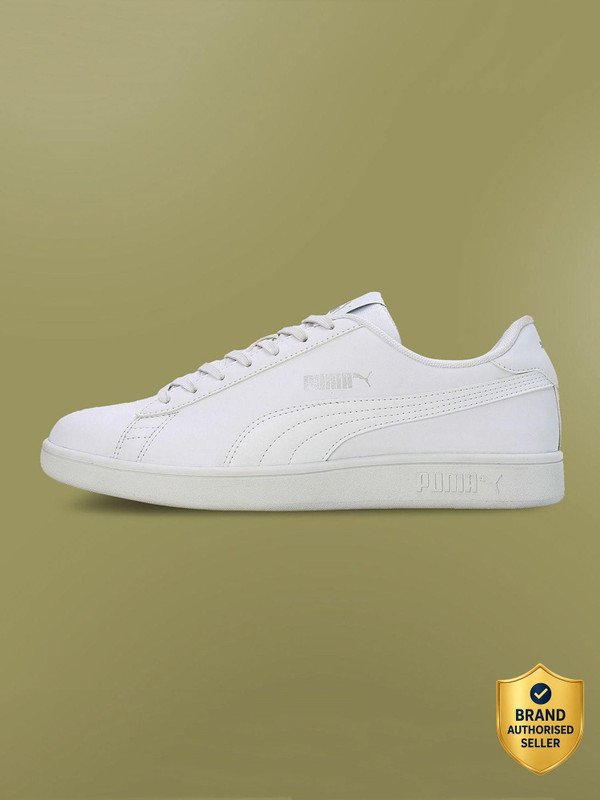 PUMA Smashic Sneakers For Men(White , 8)